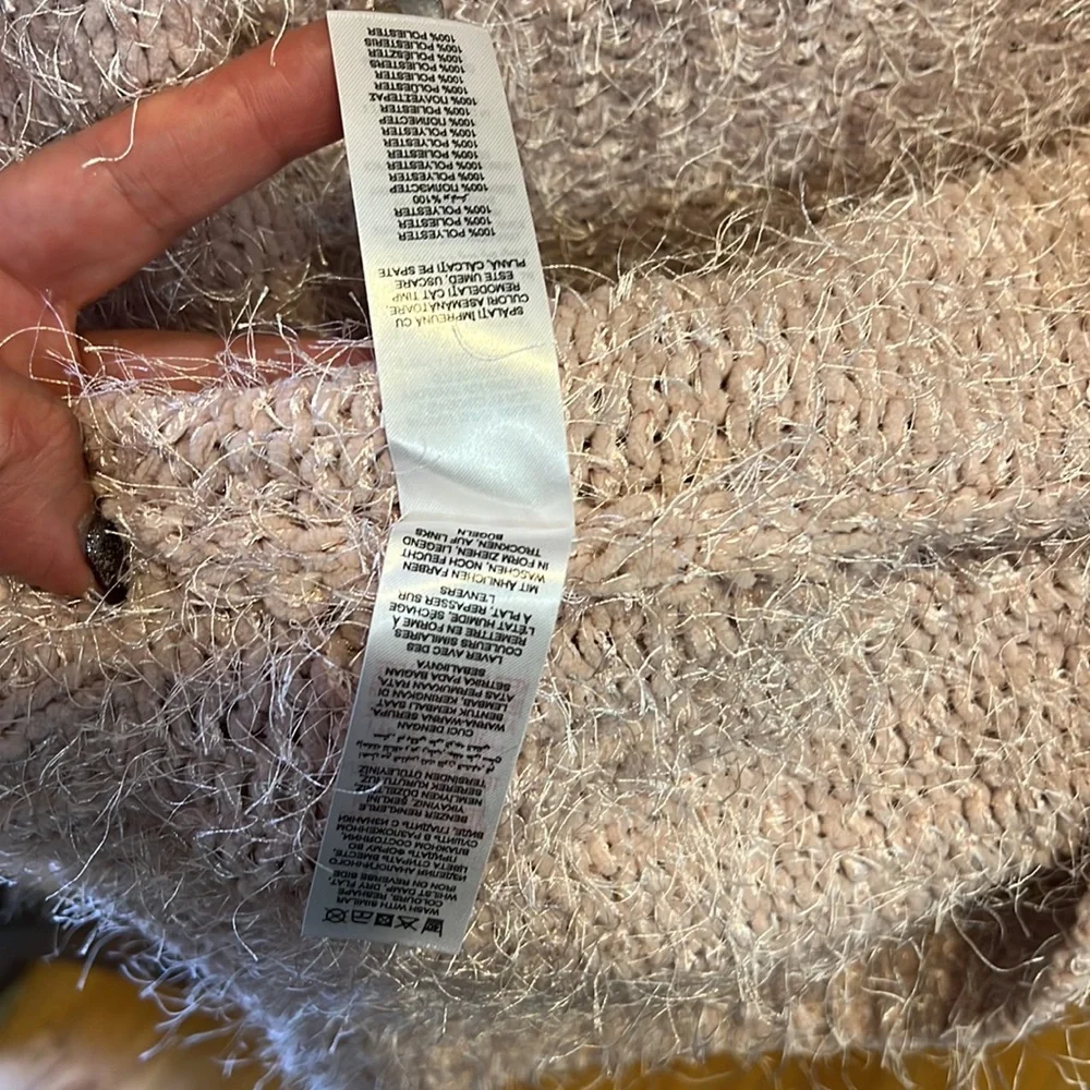 Cardigan - Picture 3 of 6